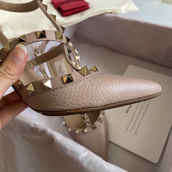 SOLD Valentino Rockstud Leather Slingback Pumps - Picture 6 of 11